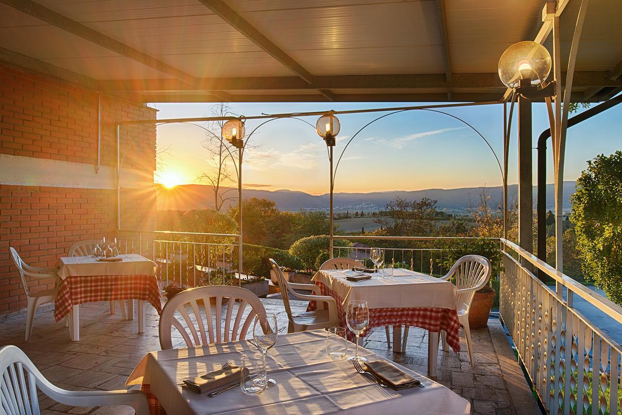 Hotel Castello Sovicille Exterior photo